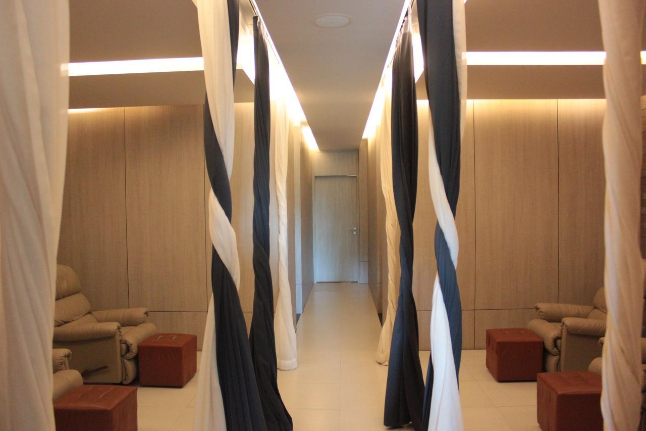 Holiday Palace Ou Chrov Exterior foto
